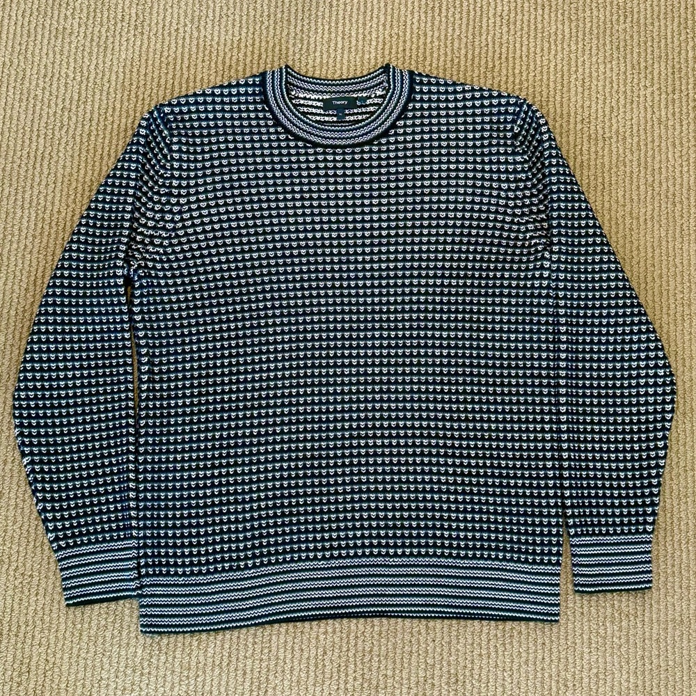 Theory cable knit sweater XL. Navy, gray, white.